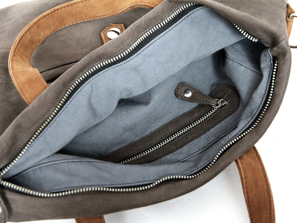 Weiche Tasche mit Henkeln in grau
